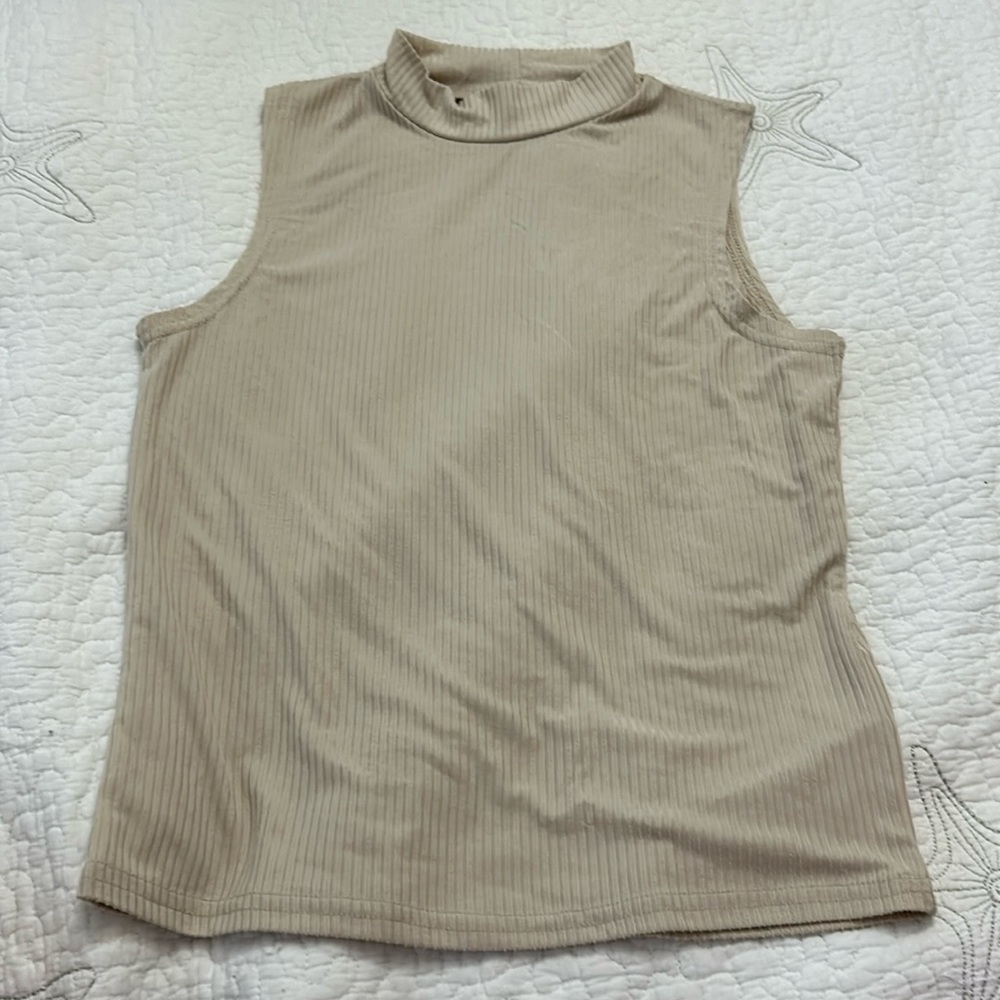 Brit & Bri Women’s Ribbed Tan Mock Turtleneck Sleeveless Top in Medium